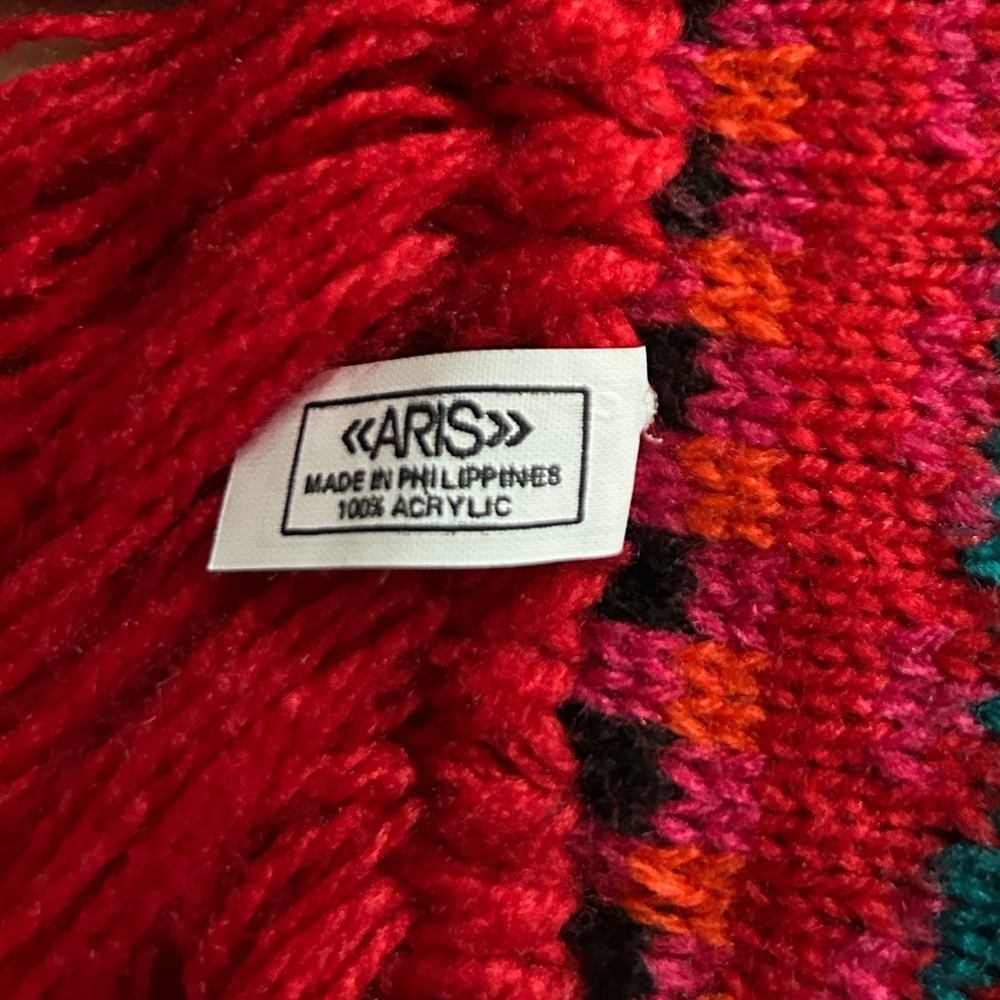 Nordic Vibrant red Pink green Patterned Scarf fringe winter cabincore snow - Picture 4 of 7